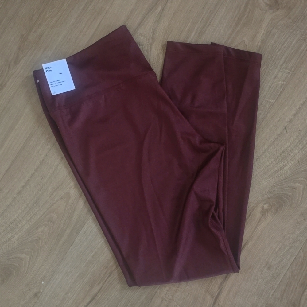 Nike womens training tight fit metallic tights size XL NEW